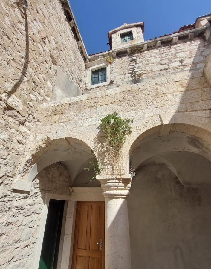 Central Palace Apartment Šibenik Dış mekan fotoğraf