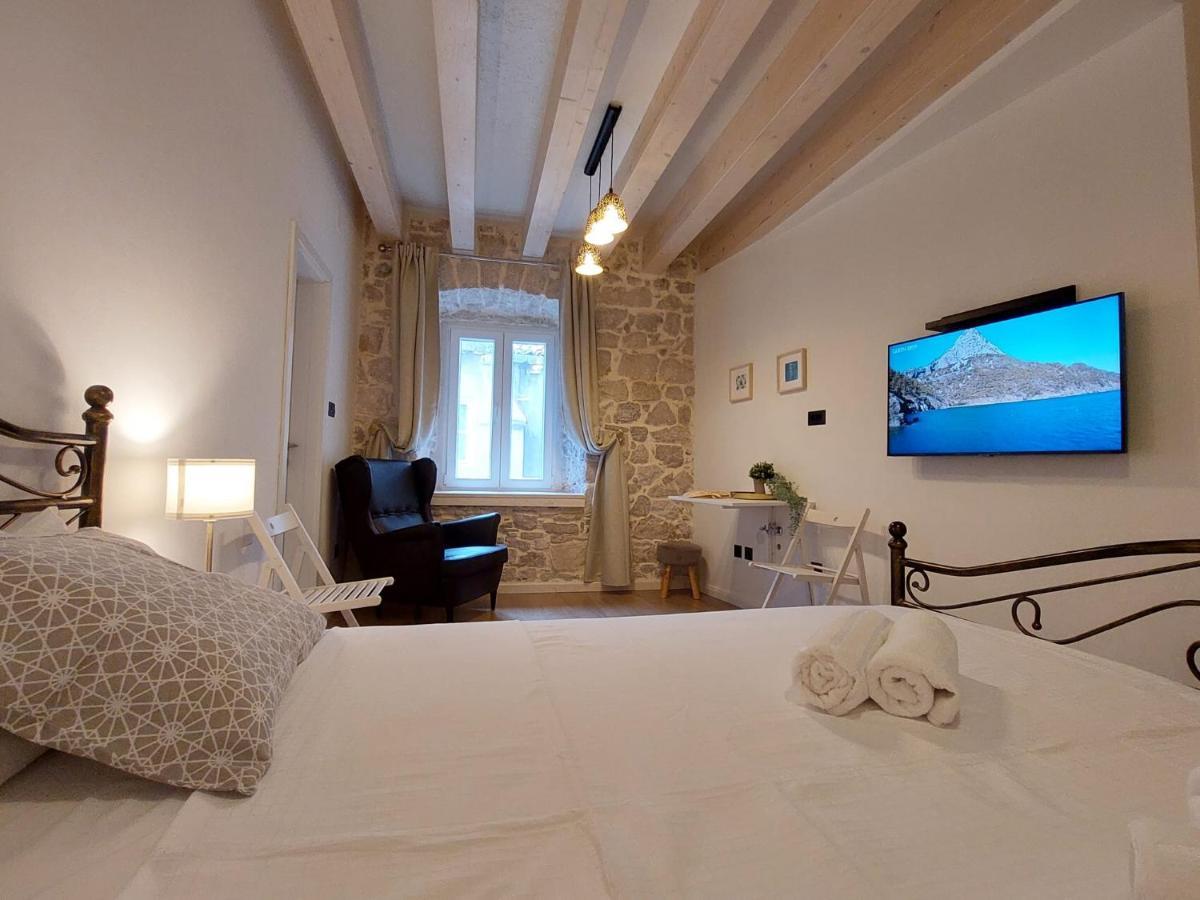 Central Palace Apartment Šibenik Dış mekan fotoğraf