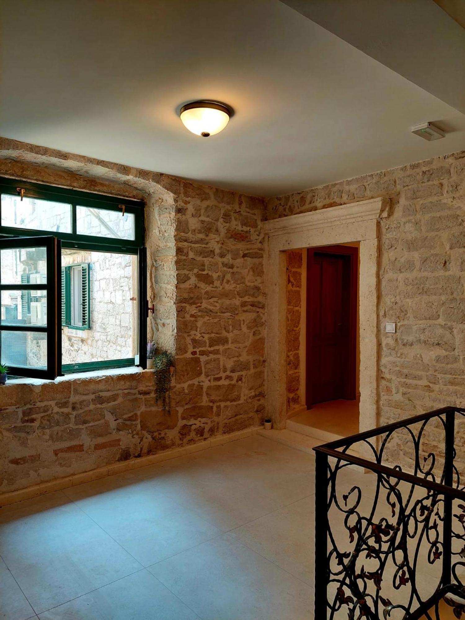 Central Palace Apartment Šibenik Dış mekan fotoğraf